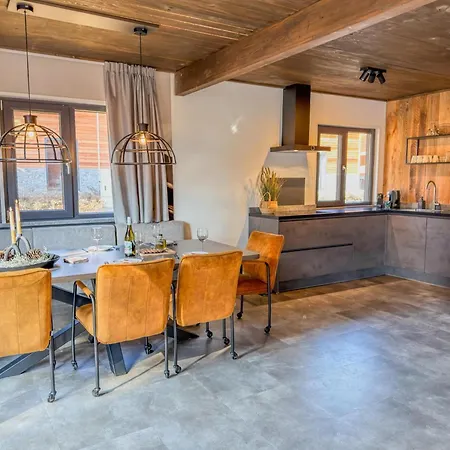 Alpenchalet Nockblick Am Afritzer 阿夫里茨