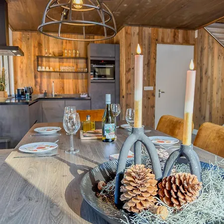 Alpenchalet Nockblick Am Afritzer 木屋 *