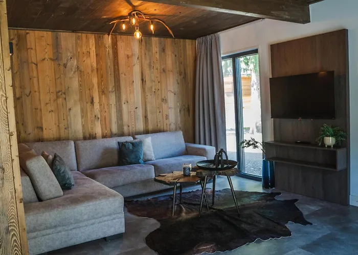 Alpenchalet Nockblick Am Afritzer בקתה