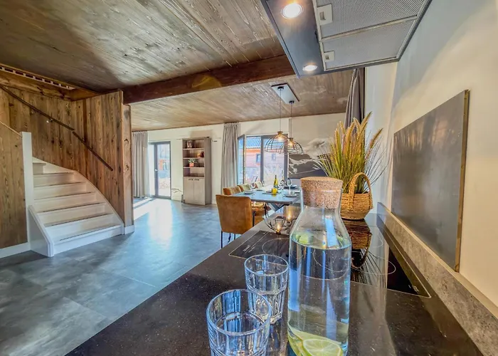 Alpenchalet Nockblick Am Afritzer 木屋 阿夫里茨