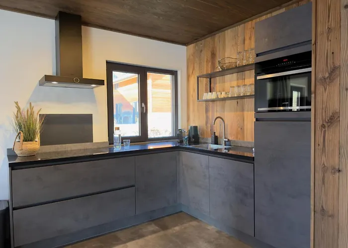 Alpenchalet Nockblick Am Afritzer 木屋 *