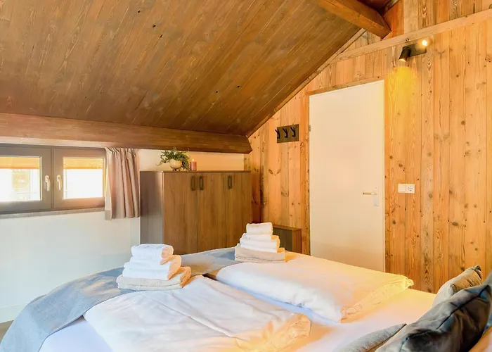 Alpenchalet Nockblick Am Afritzer 木屋